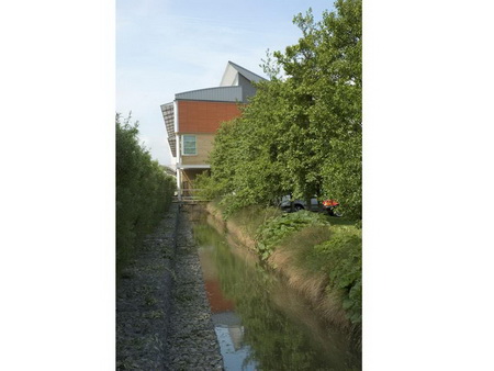 ͼ6��У԰ˮ��